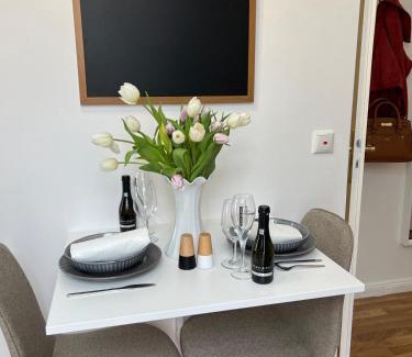 Bad Pyrmont Apartamento | STAY Studio 1 zentral Balkon Parkplatz