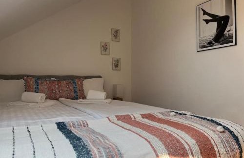 Bad Pyrmont Apartamento | STAY Suite Villa Mercedes 4 Personen Parkplatz Zentrum