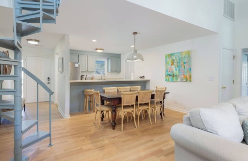 Isle of Palms Casa | Stay @ Tropicana Cabana on Isle of Palms