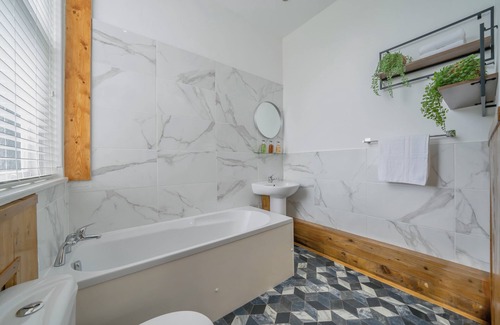 West Derby Apartamento | Stay where it all began for The Beatles!
