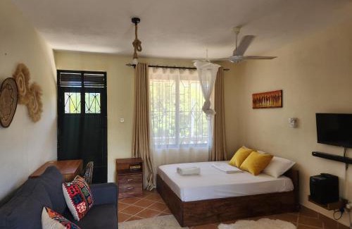 Kilifi Apartamento | Stay with Adhiambo - Studio near Bofa Beach
