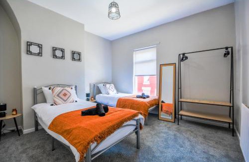 Liverpool Casa | Stay with Alexandra - Free Parking - Free Wifi Superb Location