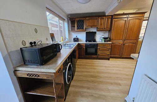 Windsor Casa | Stay,work, Relax Ideal for Crews and Long Stays