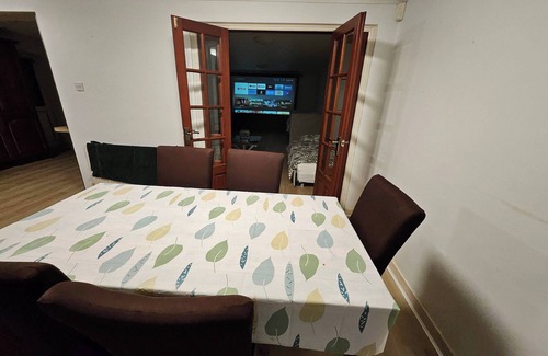 Windsor Casa | Stay,work, Relax Ideal for Crews and Long Stays