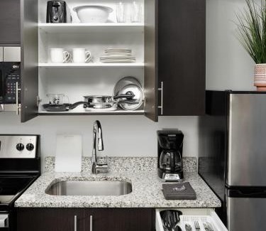 Auburn Hotel | stayAPT Suites Auburn