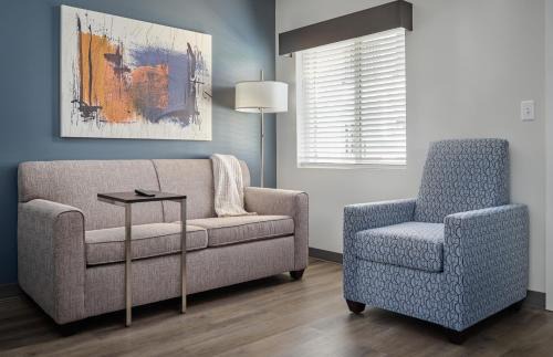 Lebanon Hotel | stayAPT Suites Lebanon-Nashville Area