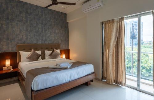 Kharadi Apartamento | StayBird - Azure Suites, Business Hotel