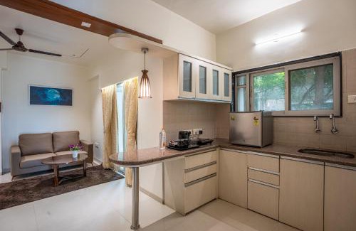 Kharadi Apartamento | StayBird - Azure Suites, Business Hotel
