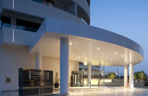 Abu Dhabi Hotel | Staybridge Suites Abu Dhabi Yas Island by IHG