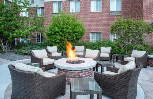 Dupont Hotel | Staybridge Suites Denver International Airport by IHG