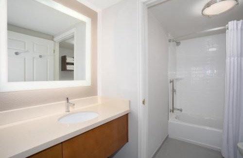Dupont Hotel | Staybridge Suites Denver International Airport by IHG
