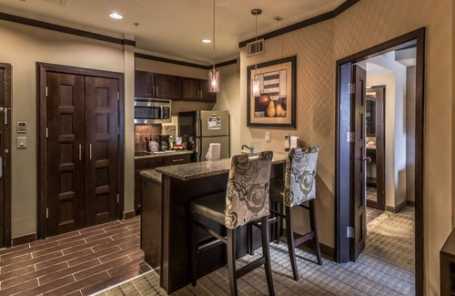 Irving Hotel | Staybridge Suites DFW Airport North by IHG