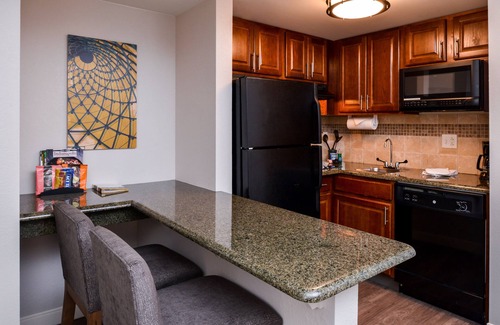 Downtown Indianapolis Hotel | Staybridge Suites Indianapolis Downtown - Convention Center by IHG