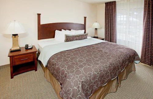 Downtown Indianapolis Hotel | Staybridge Suites Indianapolis Downtown-Convention Center by IHG