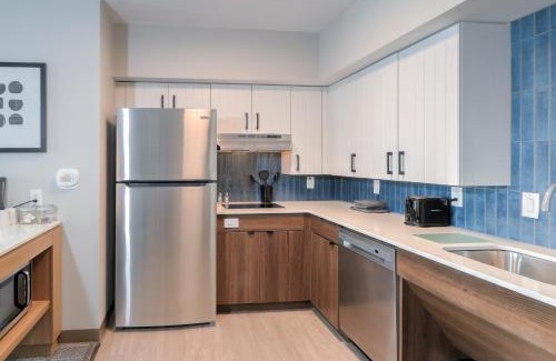 Pigeon Forge Hotel | Staybridge Suites Pigeon Forge - Smoky Mtns by IHG