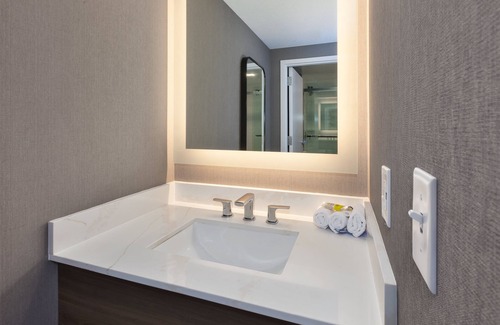 South Hills Hotel | Staybridge Suites Pittsburgh Airport by IHG