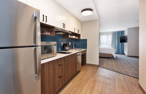 South Hills Hotel | Staybridge Suites Pittsburgh Airport by IHG