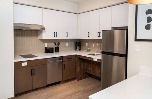 Temecula Hotel | Staybridge Suites Temecula Wine Country by IHG