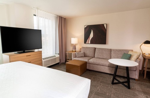 Temecula Hotel | Staybridge Suites Temecula Wine Country by IHG