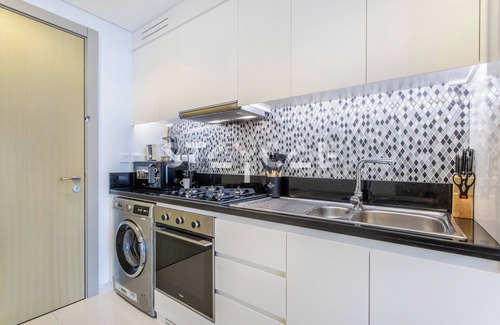 Sheikh Zayed Road Apartamento | Staycae Holiday Homes - Aykon C