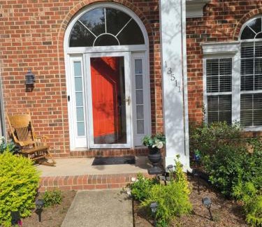 Charlotte Casa | Staycation Serenity