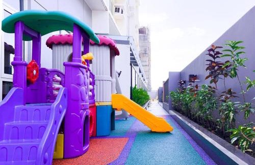Bacolod Apartamento | Staycation @ UpperEast w/Pool, Gym, Daycare etc.!