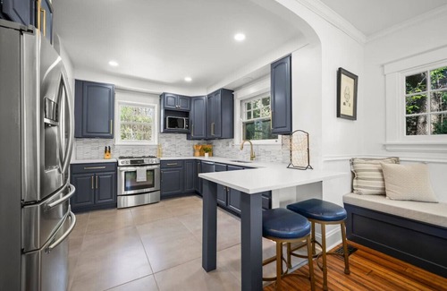Hyde Park Casa | StayCedar&Serenity | Hyde Park