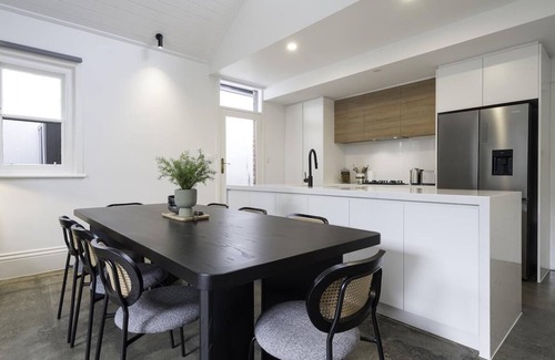 Elwood Casa | StayCentral - Poets Corner in Elwood - Burns St, Elwood, VIC - 4 Bedrooms, 4 Beds, 2 Bathrooms, Street parking available (none allocated).