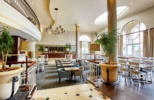 Century City Hotel | StayEasy Century City