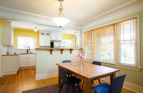Arbor Lodge Casa | #StayInMyDistrict Arbor Lodge The Ainsworth
