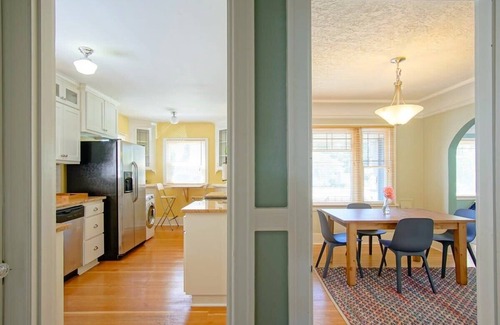 Arbor Lodge Casa | #StayInMyDistrict Arbor Lodge The Ainsworth