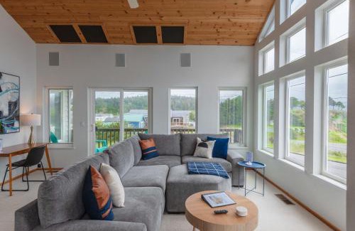 Port Orford Casa | #StayinMyDistrict Ocean Overlook