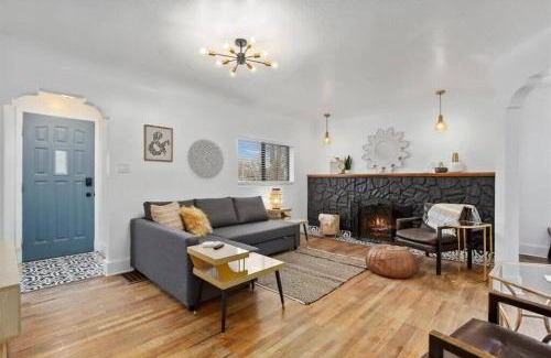 Twin Falls Casa | #StayinMyDistrict Twin Falls Spanish-Boho Getaway