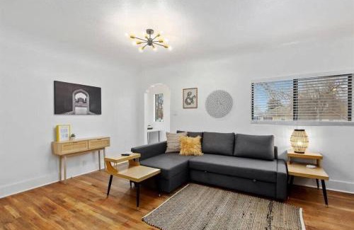 Twin Falls Casa | #StayinMyDistrict Twin Falls Spanish-Boho Getaway