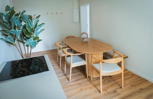 Celle Apartamento | Staylight Apartment by the French Garden - 3 Bedrooms - Quiet & Central