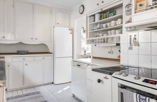 Stavsnas Casa | Staynordic | Archipelago house with private beach and jetty | SE13001