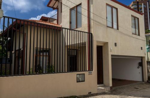 Kirula Casa | StayOne20Nine