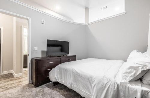 Richardson Apartamento | StayOvr at Galatyn Park