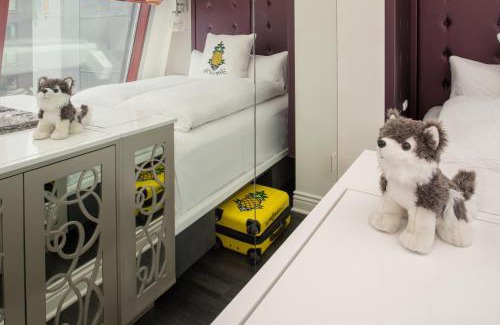 Garment District Hotel | Staypineapple, An Artful Hotel, Midtown New York