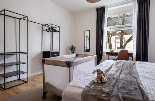 Gemarkung Barmen Apartamento | stayVision FS43 Wohnung 5 - 3 Schlafzimmer - 8 Gäste - 2 Balkone - top WLAN