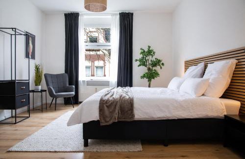 Gemarkung Barmen Apartamento | stayVision FS43 Wohnung 5 - 3 Schlafzimmer - 8 Gäste - 2 Balkone - top WLAN