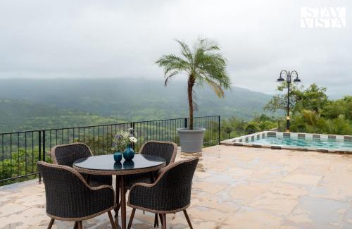 Kadadhe Villa | StayVista at Apukaa Hills with Karaoke, Pool