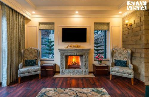 Kasauli Villa | StayVista at Cas Mir 4BHK with Pool in Kasauli
