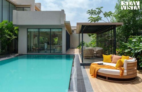 Alibaug Villa | StayVista at Cielo House with Bonfire, Pool
