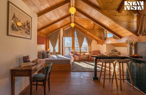 New Manali Apartamento | StayVista at Johnson Studios with Views and Wi-Fi