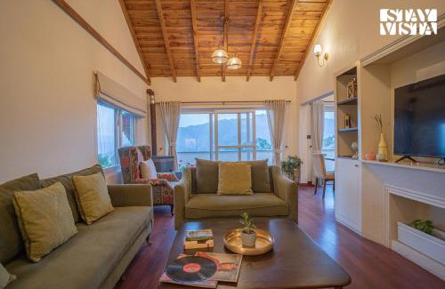 Kaul Villa | StayVista at Little Frida with Bonfire, BBQ