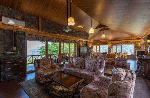 Kumarhatti Hotel | StayVista at Mountain Mirage 3BR Villa Luxury in Kasauli