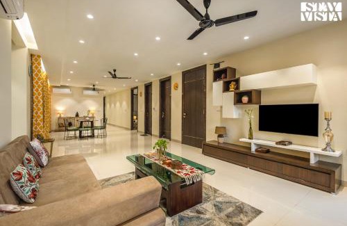 Mahmoorganj Apartamento | StayVista at Sundale Apartment with Heater & WiFi
