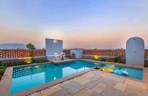 Lonavala Villa | StayVista's Cobblestone Cottage - Villa with Pool View & Indoor-Outdoor Activities
