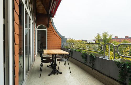 Tempelhof Apartamento | Staywell am Tempelhofer Hafen - Suite mit Terrasse